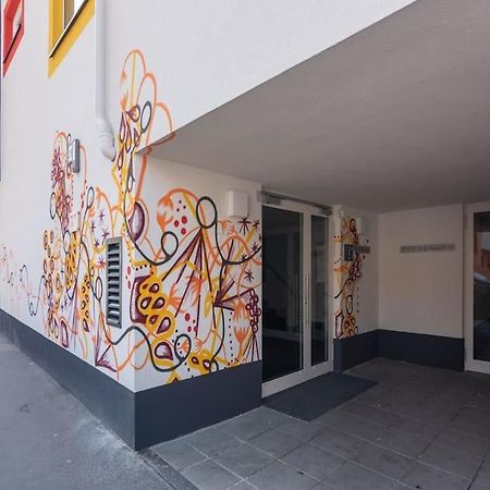 Neu Und Hell In Zentraler Ruhelage Mit Parkplatz Apartment Vienna Luaran gambar