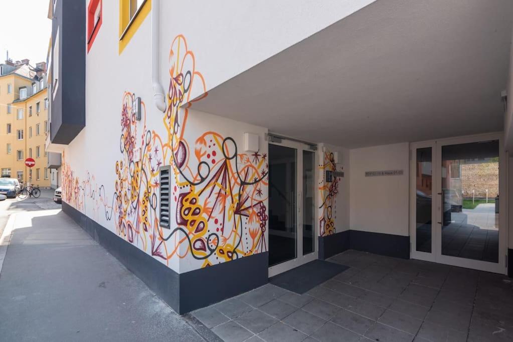 Neu Und Hell In Zentraler Ruhelage Mit Parkplatz Apartment Vienna Luaran gambar